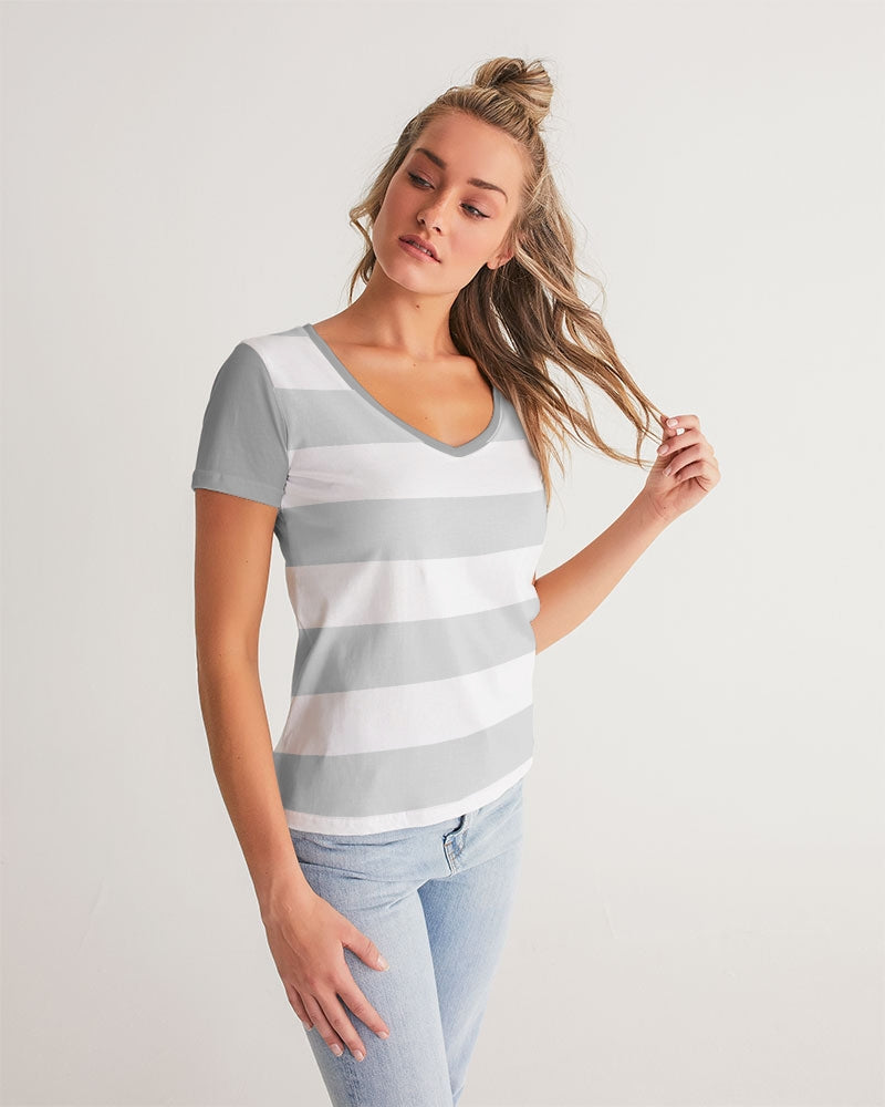 GW Ladies V-Neck Tee