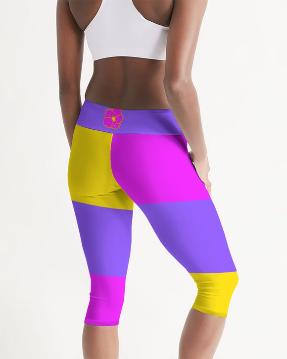 Cali Flower Ladies Mid-Rise Capri